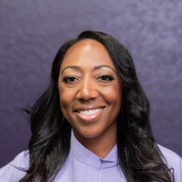 Dr. Lauren Goff